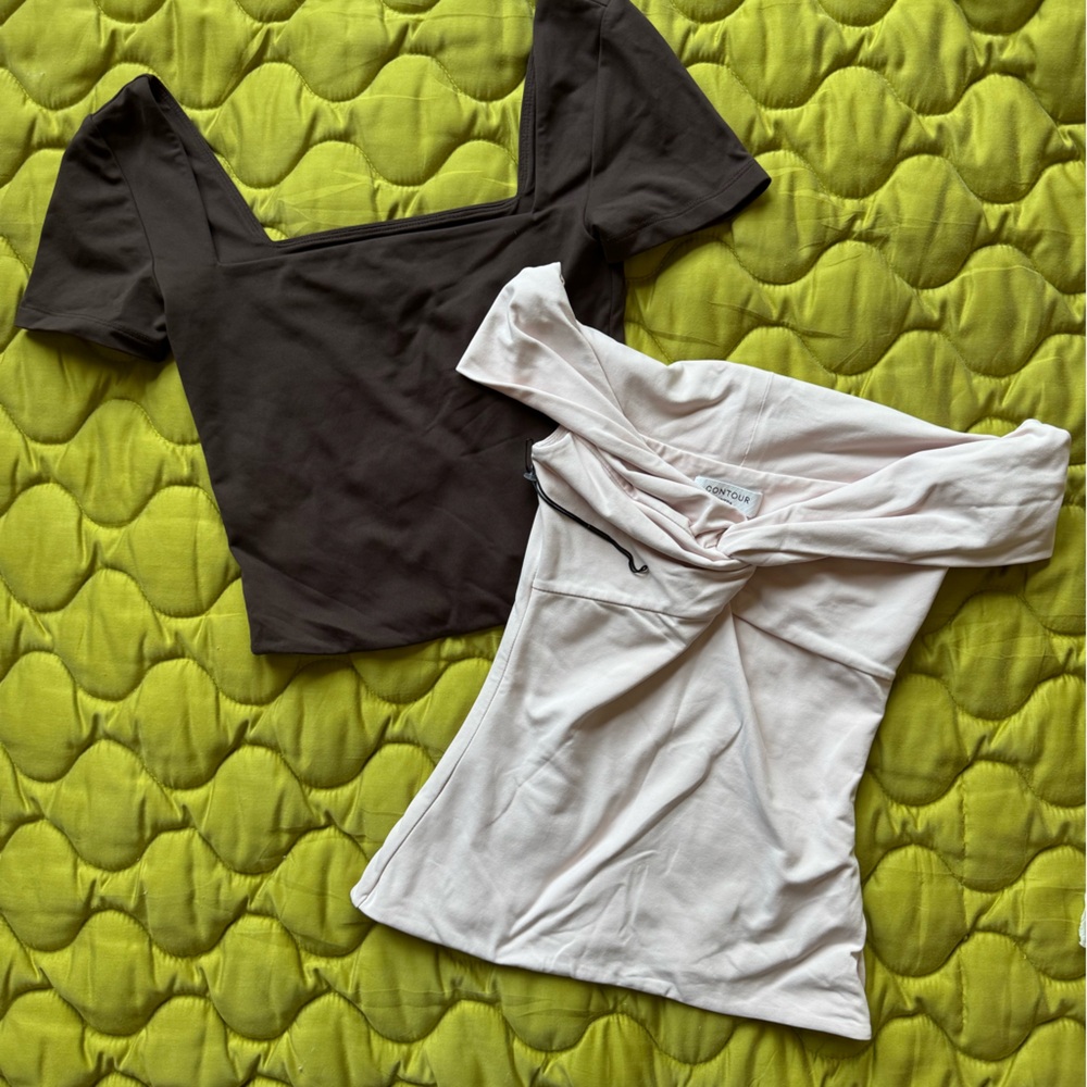 Bundle of Two Aritzia Babaton Contour Tops